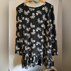 Elegant Black and White Ruffled Long Sleeve Tunic Dress